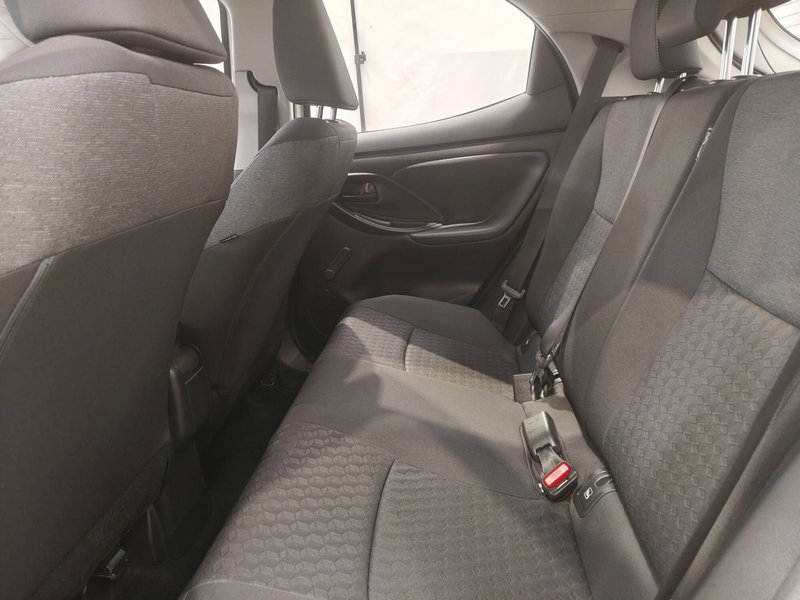 Toyota Yaris usata a Roma (15)