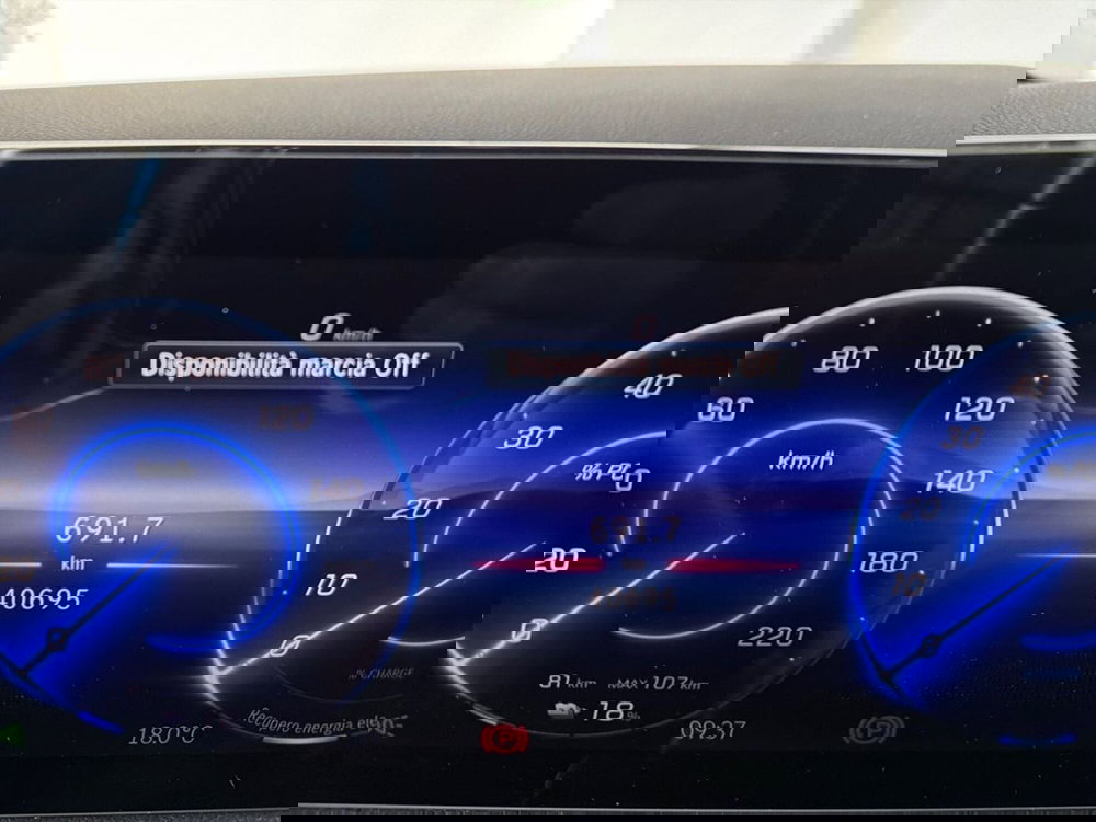 Mercedes-Benz EQA usata a Bergamo (12)