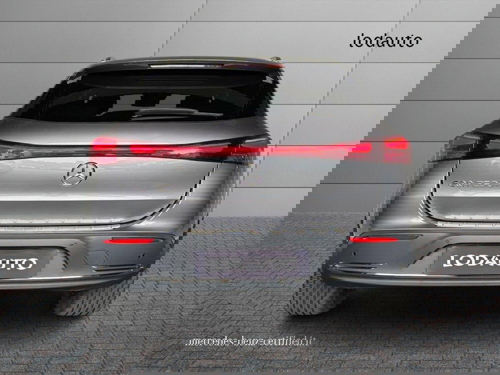 Mercedes-Benz EQA usata a Bergamo (4)
