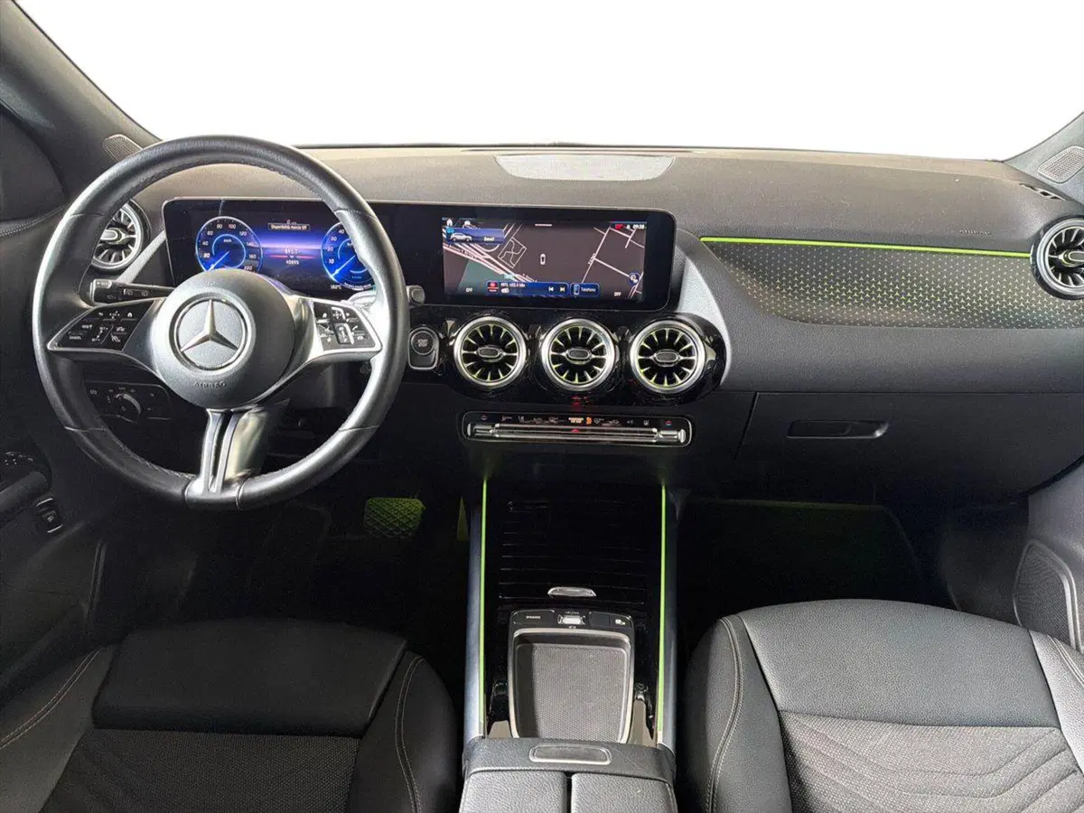 Mercedes-Benz EQA usata a Bergamo (8)