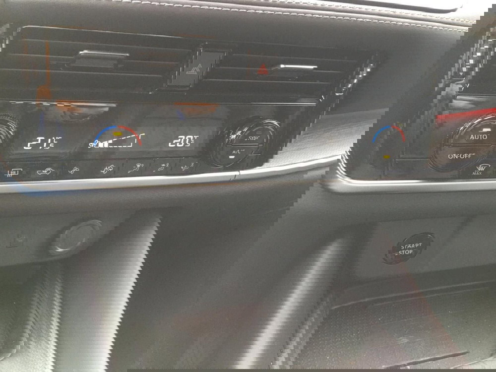 Nissan Qashqai usata a Bologna (11)