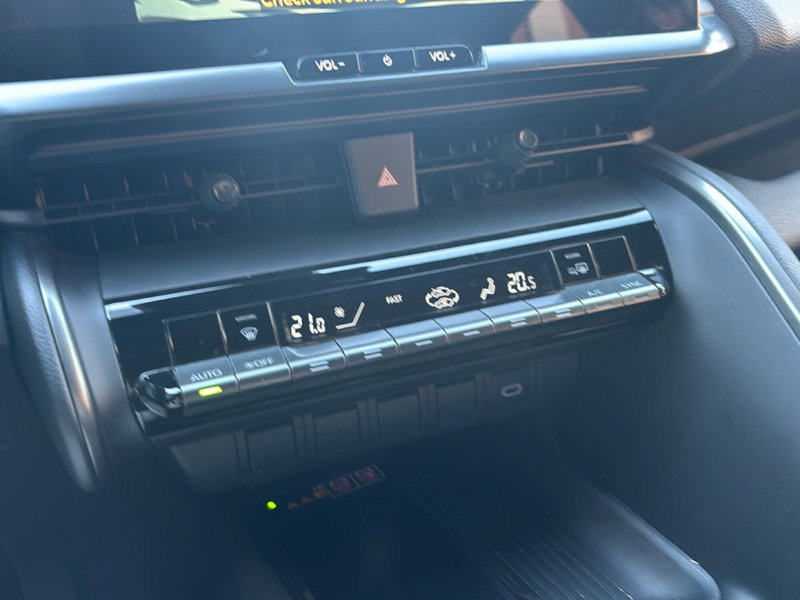 Toyota Toyota C-HR usata a Bologna (14)