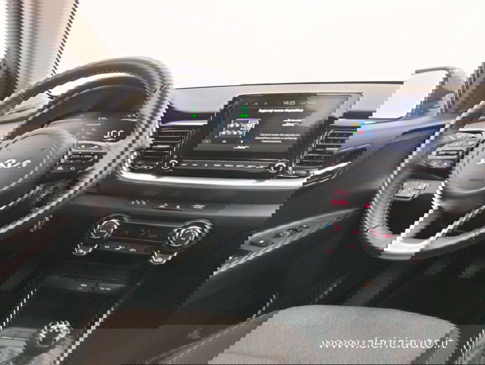 Kia Stonic usata a Como (10)