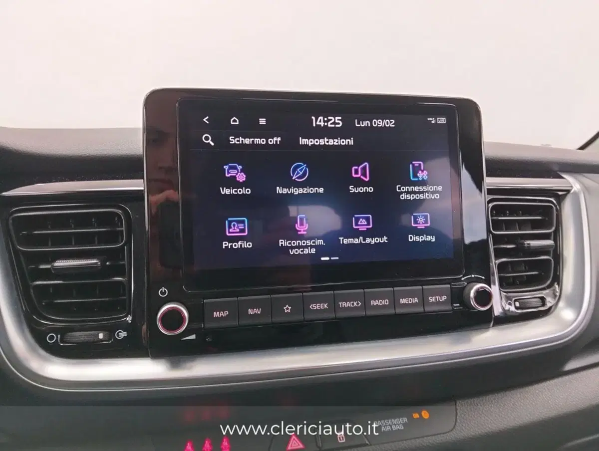 Kia Stonic usata a Como (14)