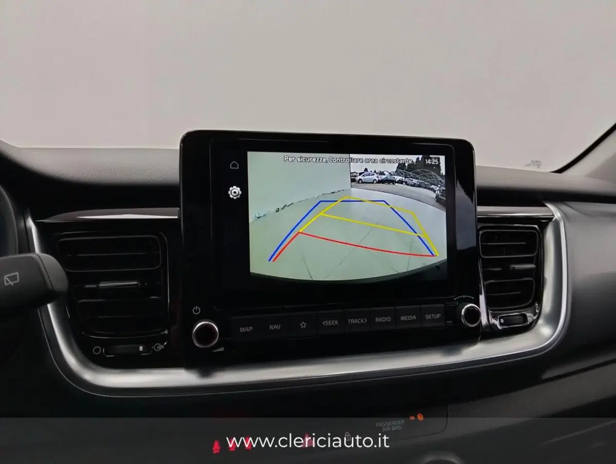 Kia Stonic usata a Como (16)