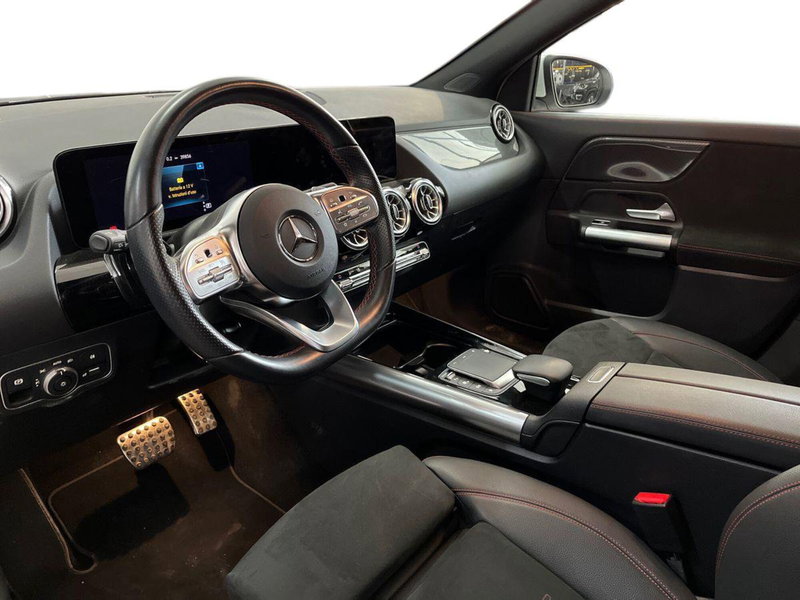 Mercedes-Benz GLA SUV usata a Taranto (10)