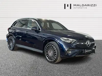 Mercedes-Benz GLC SUV 220 d AMG Line Premium Plus 4matic auto del 2023 usata a Bari