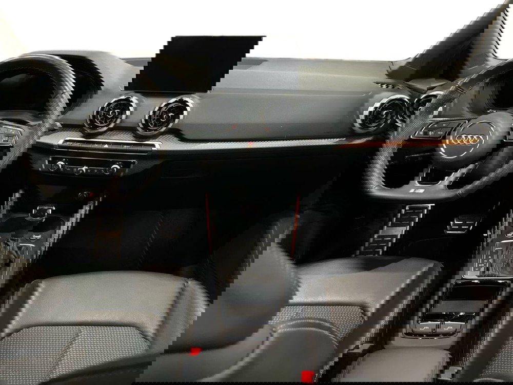 Audi Q2 usata a Bari (8)