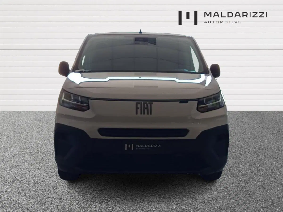 Fiat Doblò Furgone nuova a Bari (2)