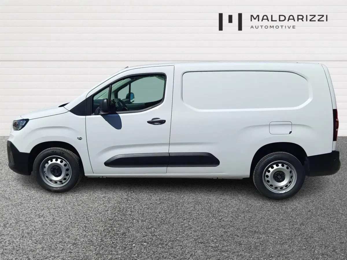 Fiat Doblò Furgone nuova a Bari (5)