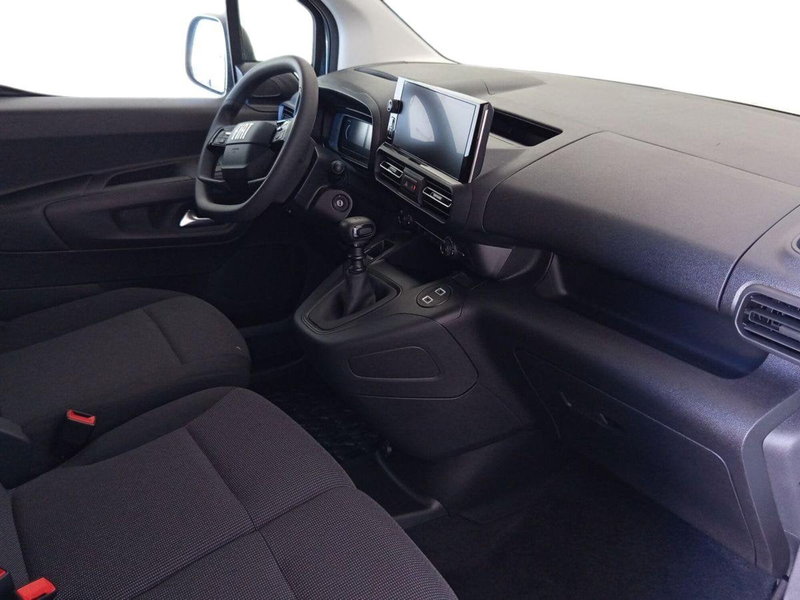 Fiat Doblò Furgone nuova a Bari (9)