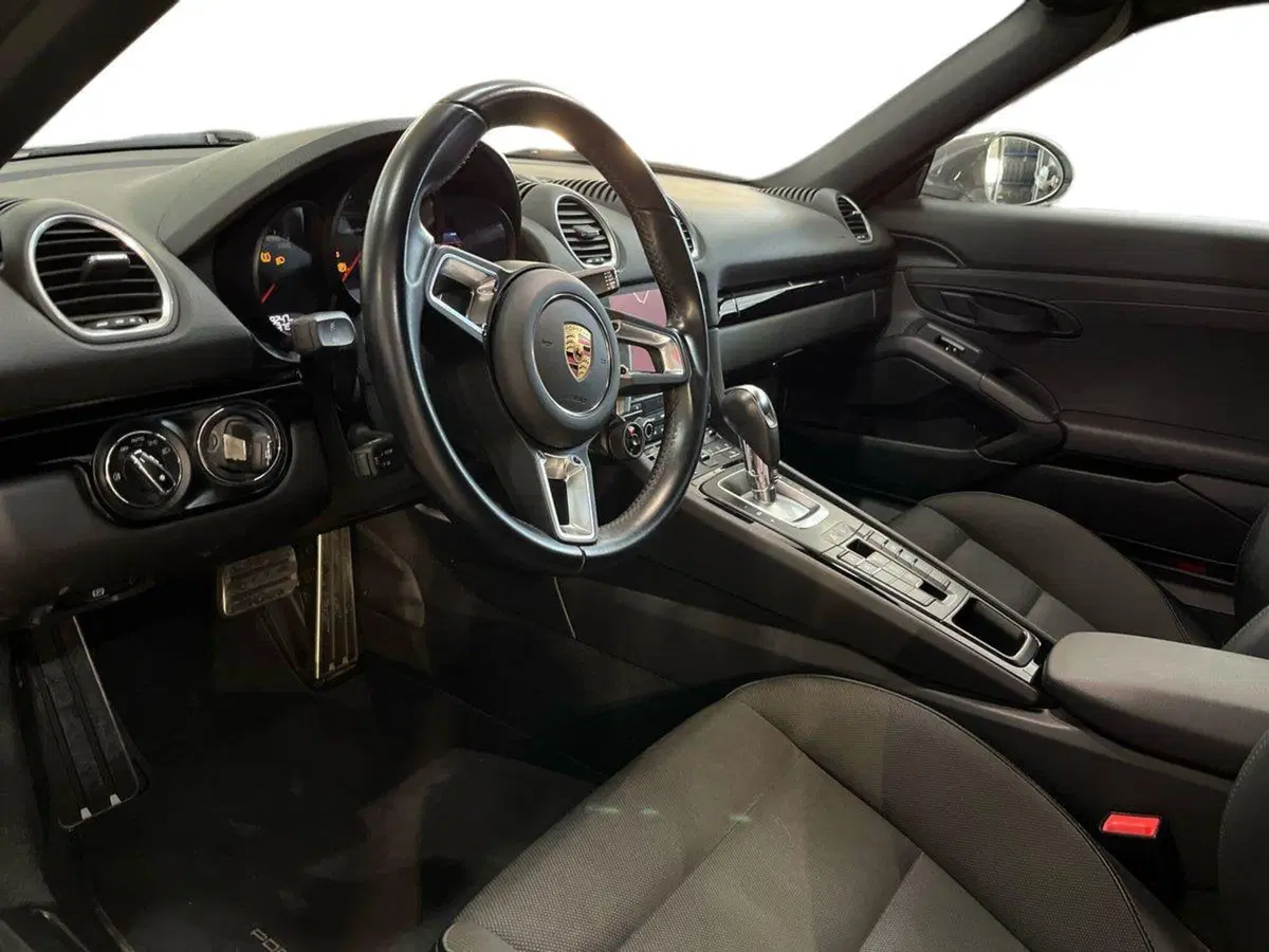 Porsche 718 Boxster  usata a Bari (10)