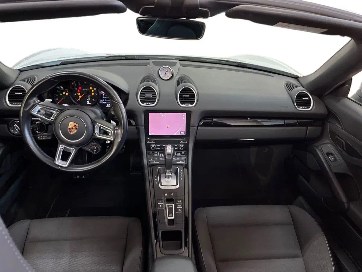 Porsche 718 Boxster  usata a Bari (8)