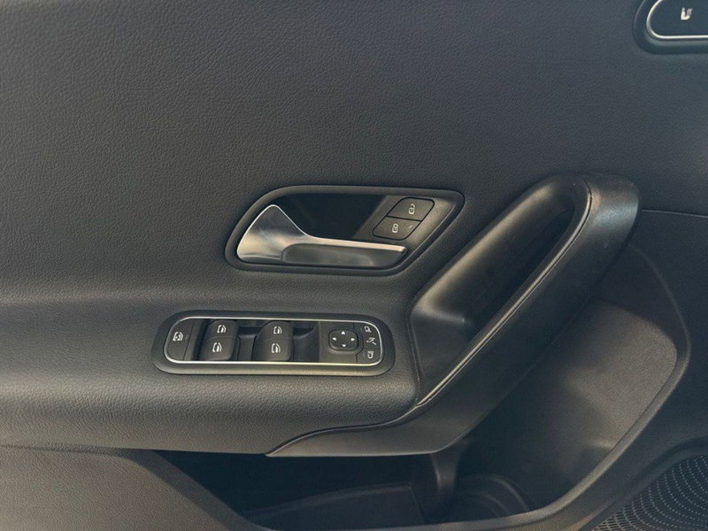 Mercedes-Benz Classe A usata a Rimini (17)