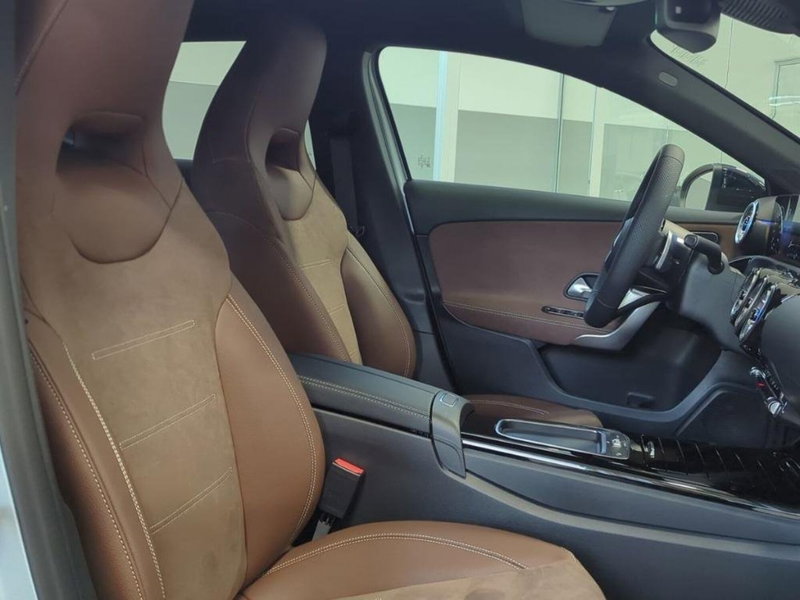 Mercedes-Benz Classe A Sedan nuova a Ancona (14)