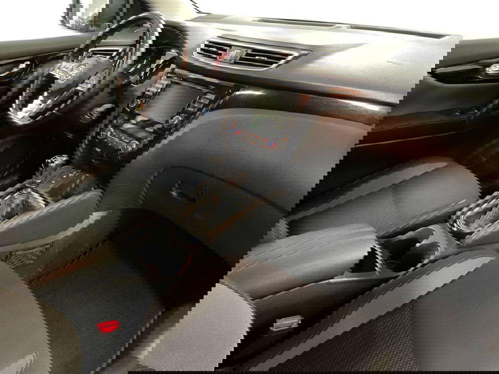 Nissan Qashqai usata a Macerata (12)