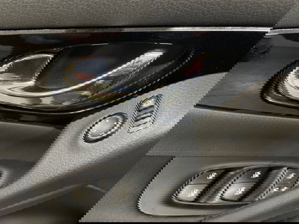 Nissan Qashqai usata a Macerata (17)