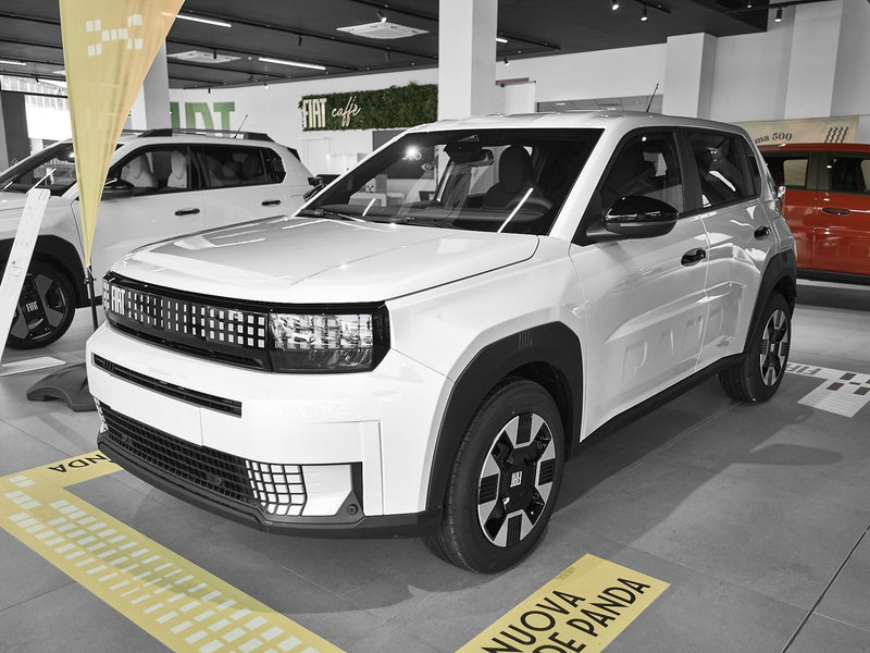 Fiat Grande Panda nuova a Prato