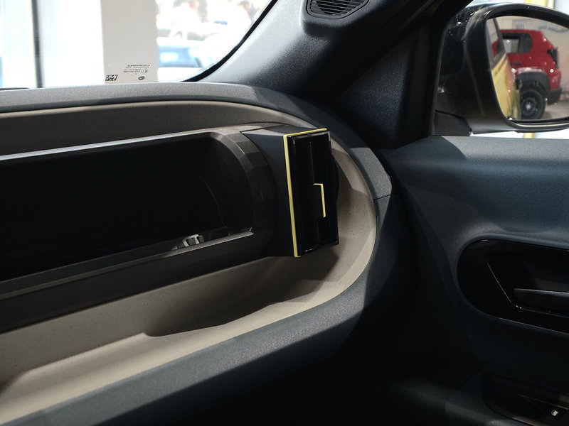 Fiat Grande Panda nuova a Prato (8)