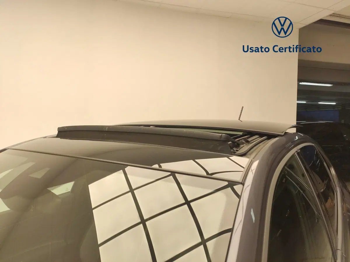 Volkswagen Taigo usata a Avellino (12)