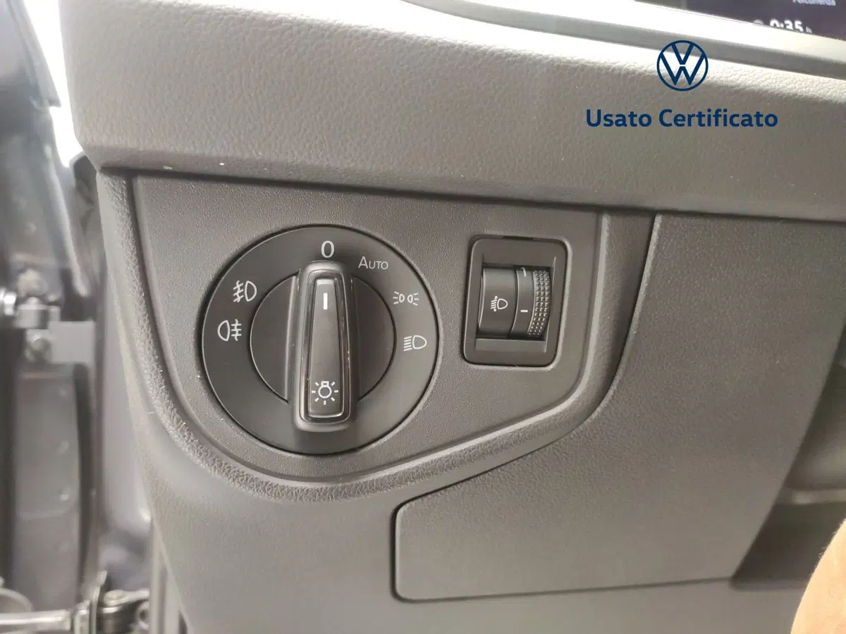 Volkswagen Taigo usata a Avellino (15)