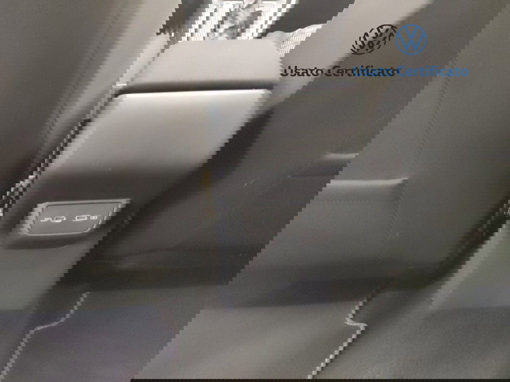 Volkswagen Taigo usata a Avellino (17)