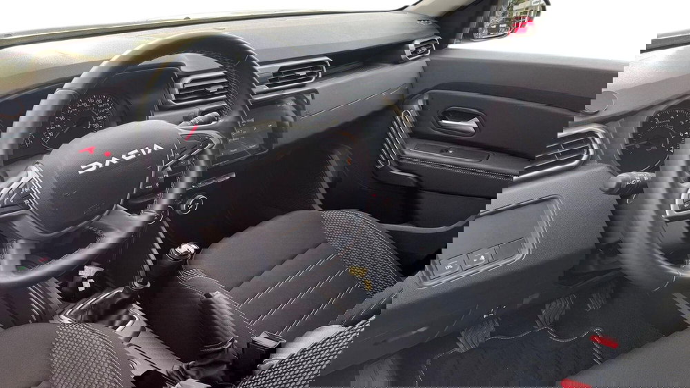 Dacia Duster usata a Treviso (7)