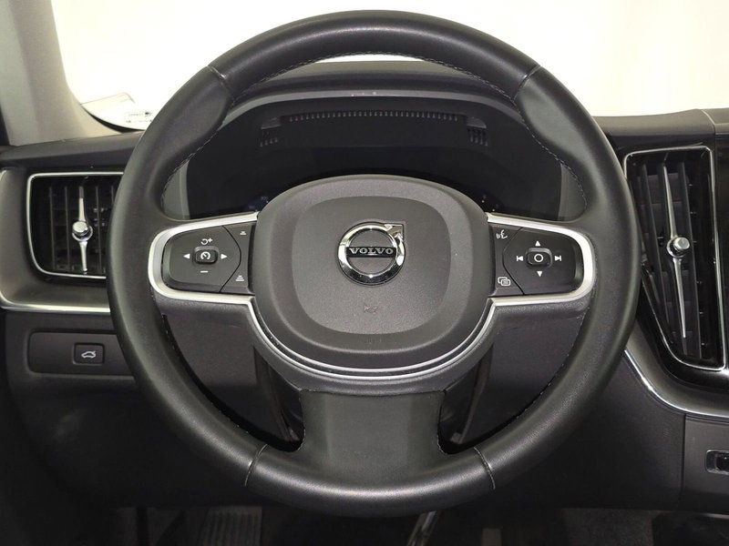 Volvo XC60 usata a Cuneo (11)