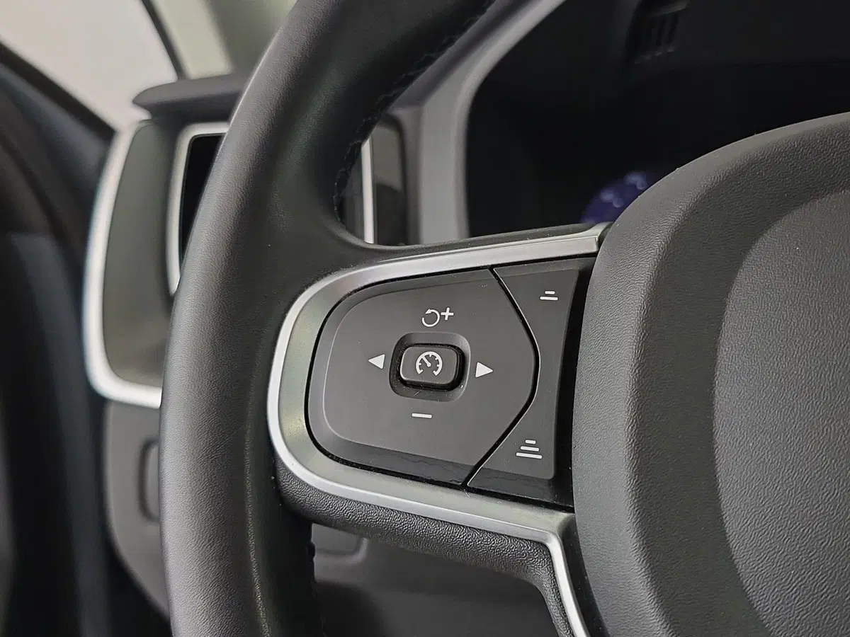 Volvo XC60 usata a Cuneo (18)