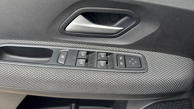 Dacia Jogger usata a Treviso (16)