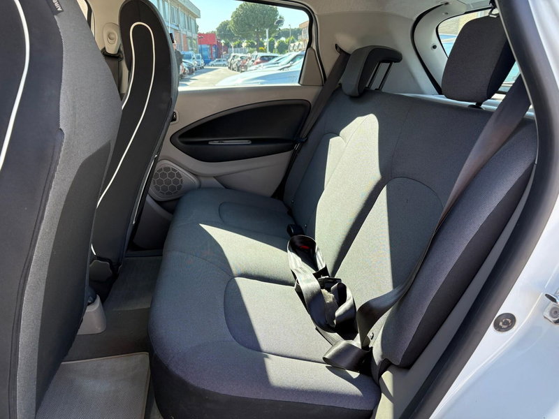 Renault Zoe usata a Rimini (7)