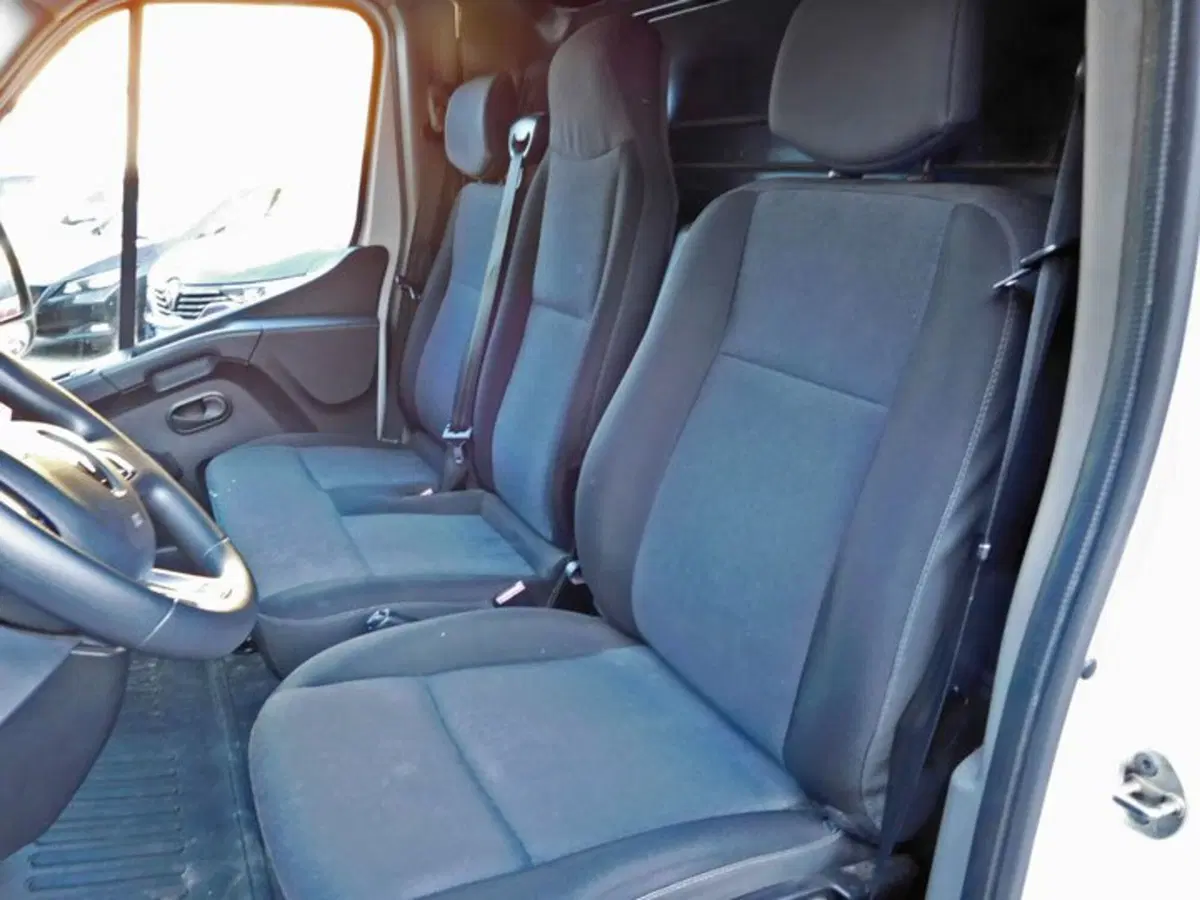 Renault Master Furgone usata a Rimini (8)