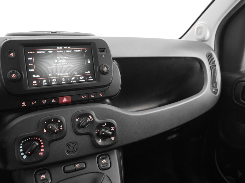 Fiat Panda Cross usata a Prato (17)
