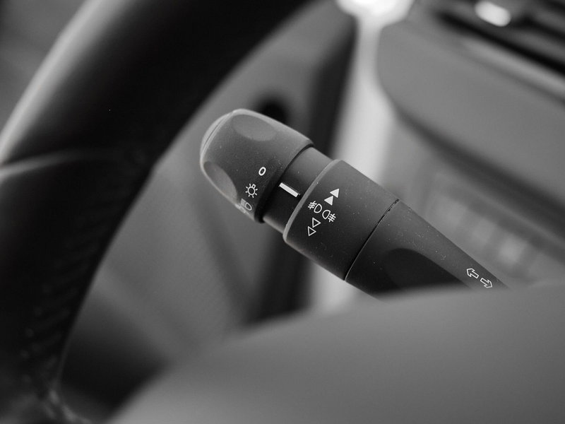 Peugeot 208 usata a Prato (13)