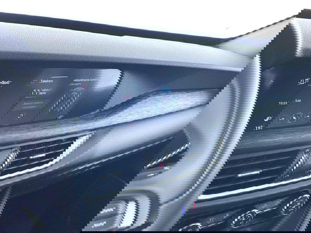 Alfa Romeo Stelvio usata a Perugia (11)