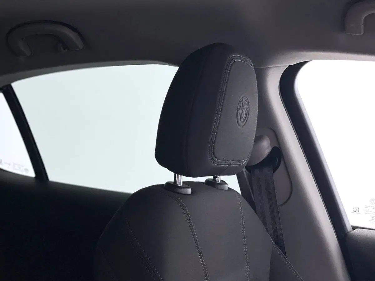 Alfa Romeo Stelvio usata a Perugia (12)