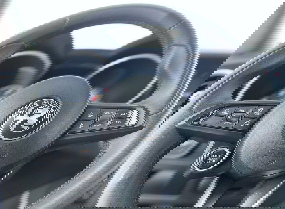 Alfa Romeo Stelvio usata a Perugia (13)