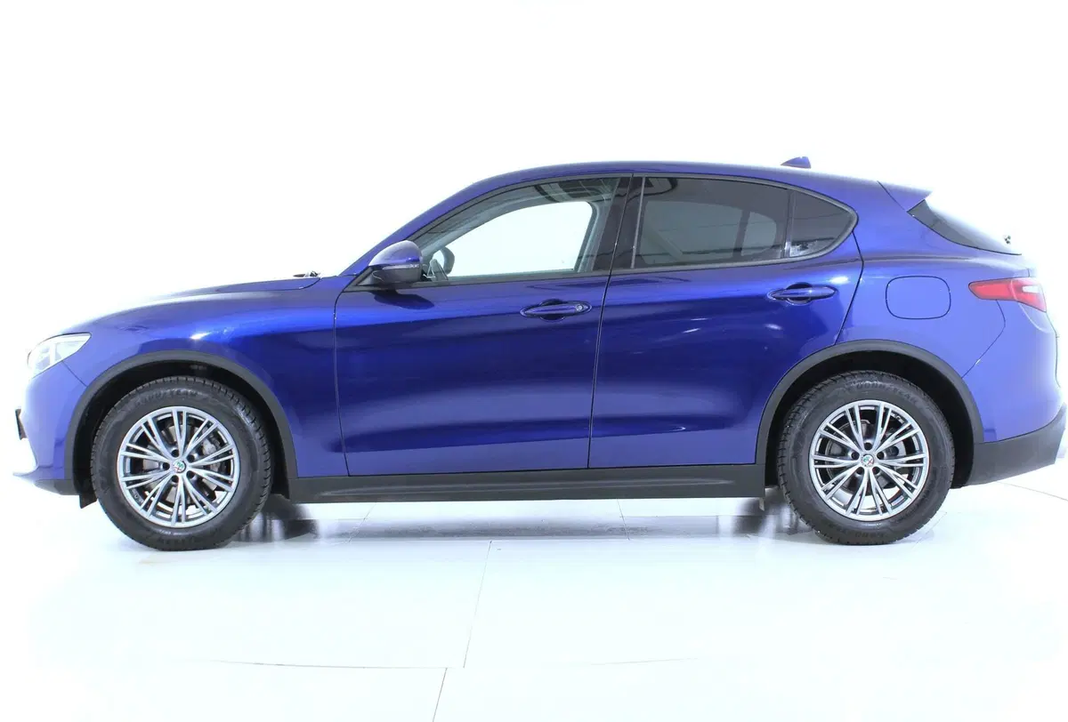 Alfa Romeo Stelvio usata a Perugia (3)