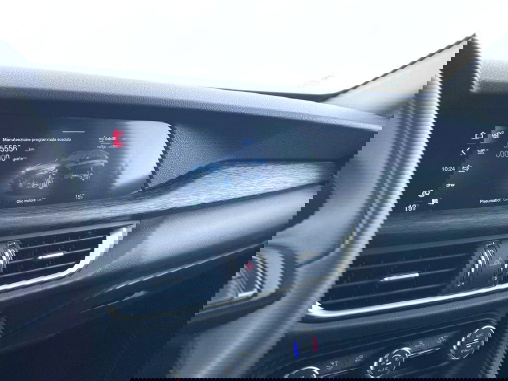 Alfa Romeo Stelvio usata a Perugia (8)