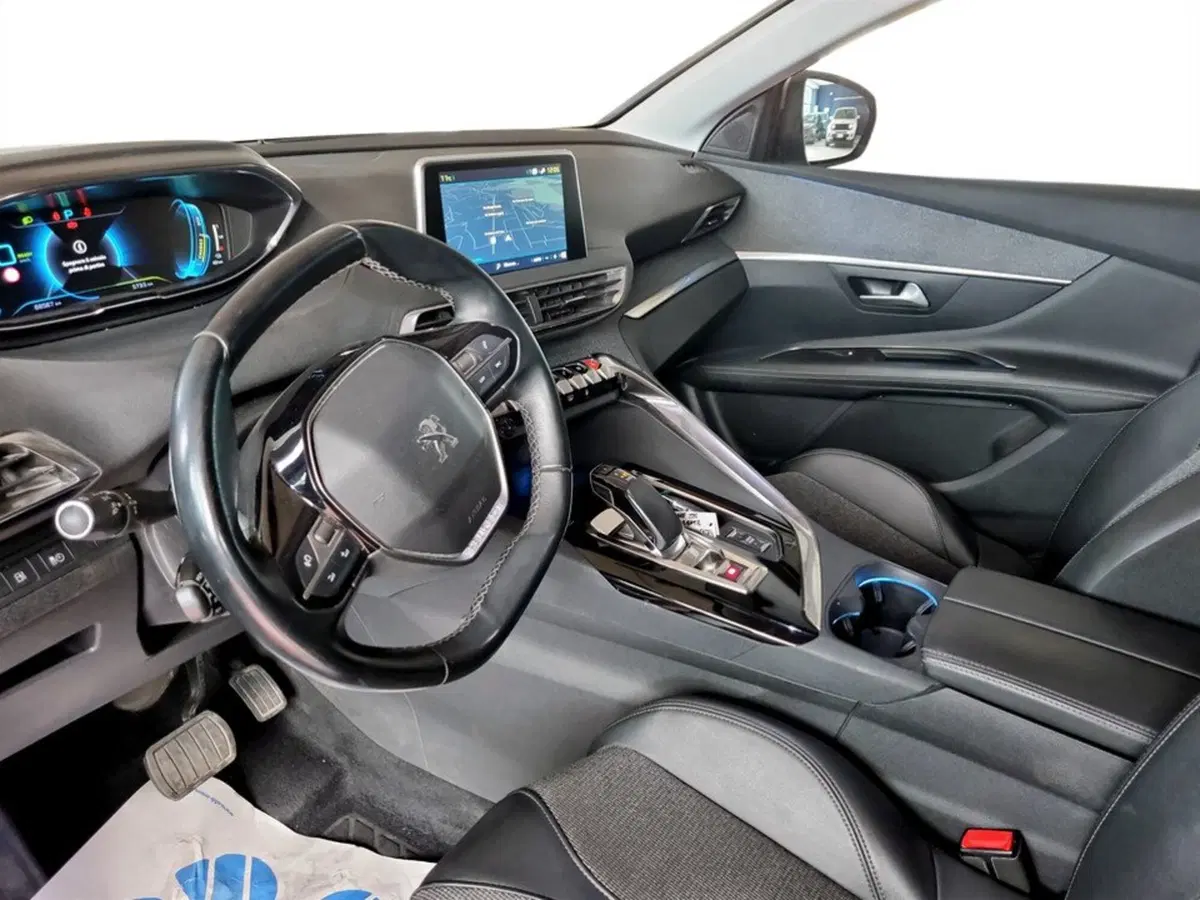 Peugeot 3008 usata a Varese (11)