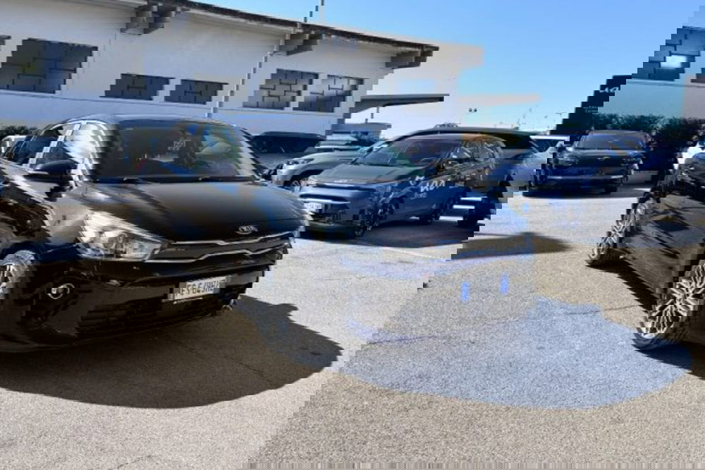Kia Rio usata a Latina