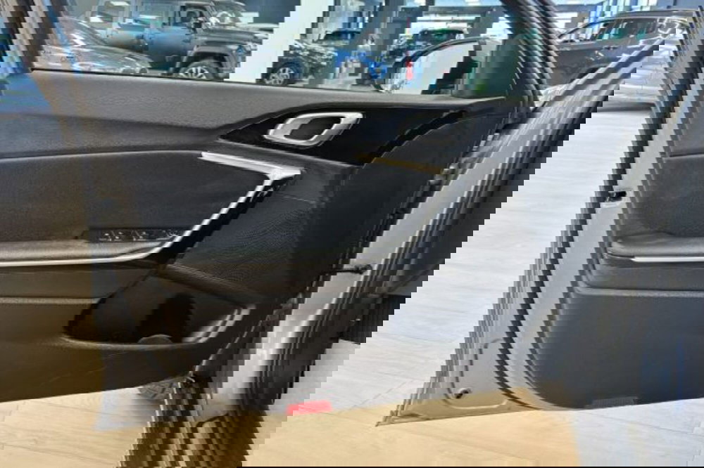 Kia XCeed usata a Latina (12)