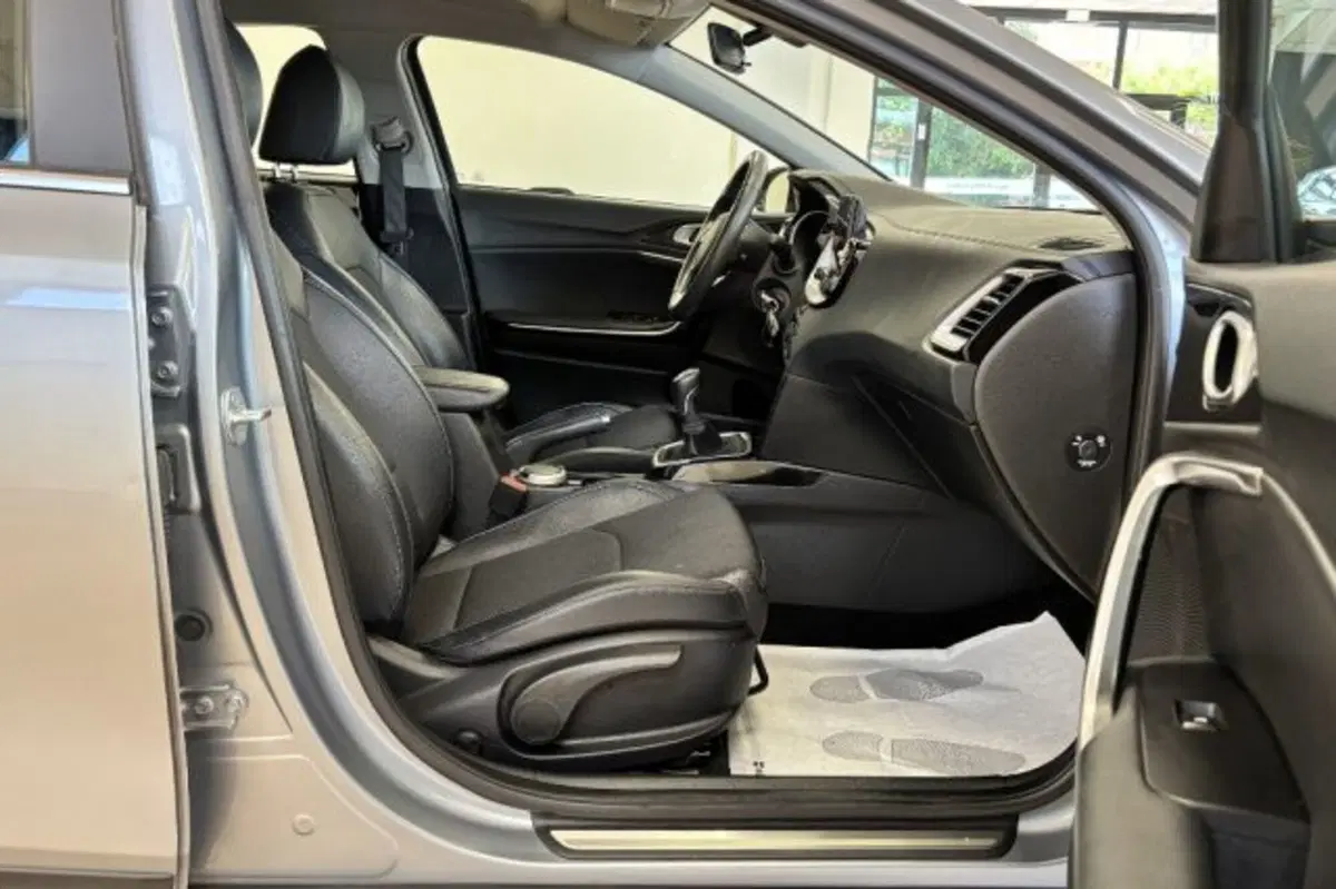 Kia XCeed usata a Latina (8)