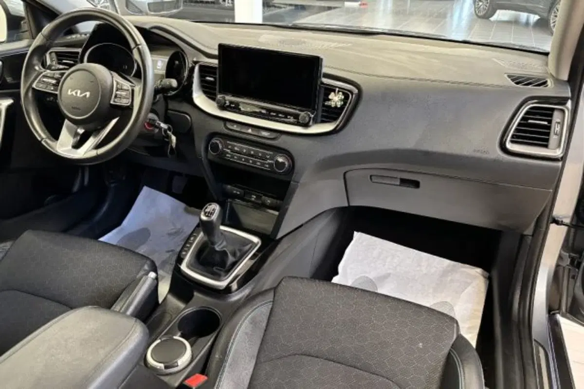 Kia XCeed usata a Latina (9)
