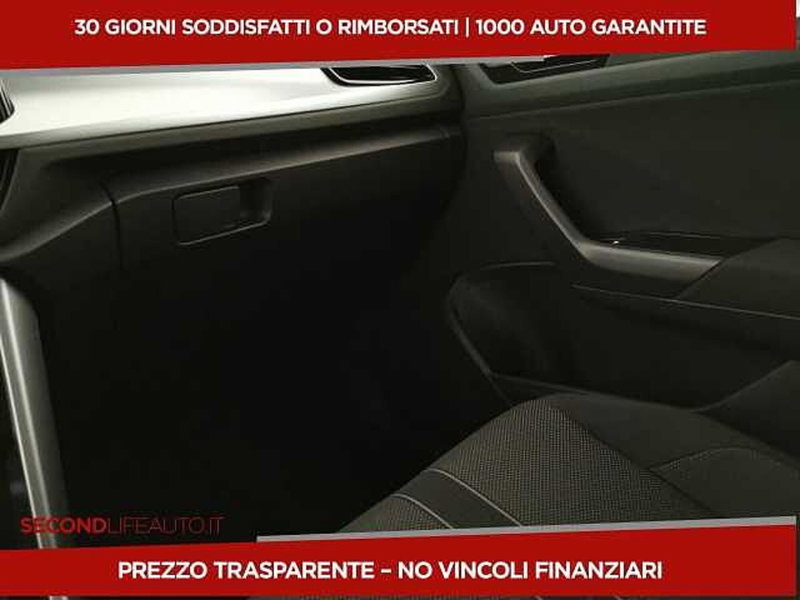 Volkswagen T-Roc usata a Chieti (16)