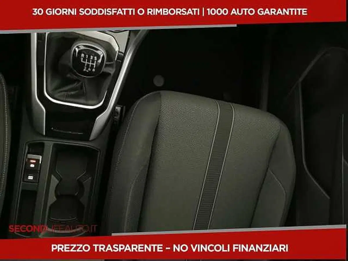 Volkswagen T-Roc usata a Chieti (17)