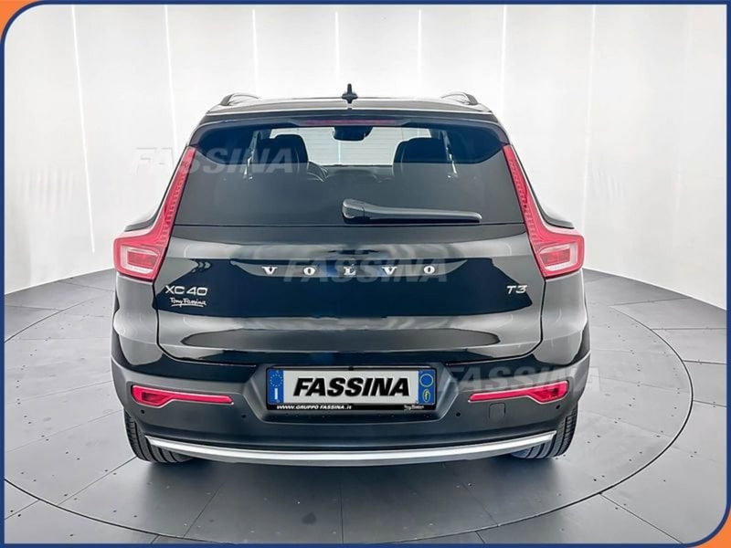 Volvo XC40 usata a Milano (5)