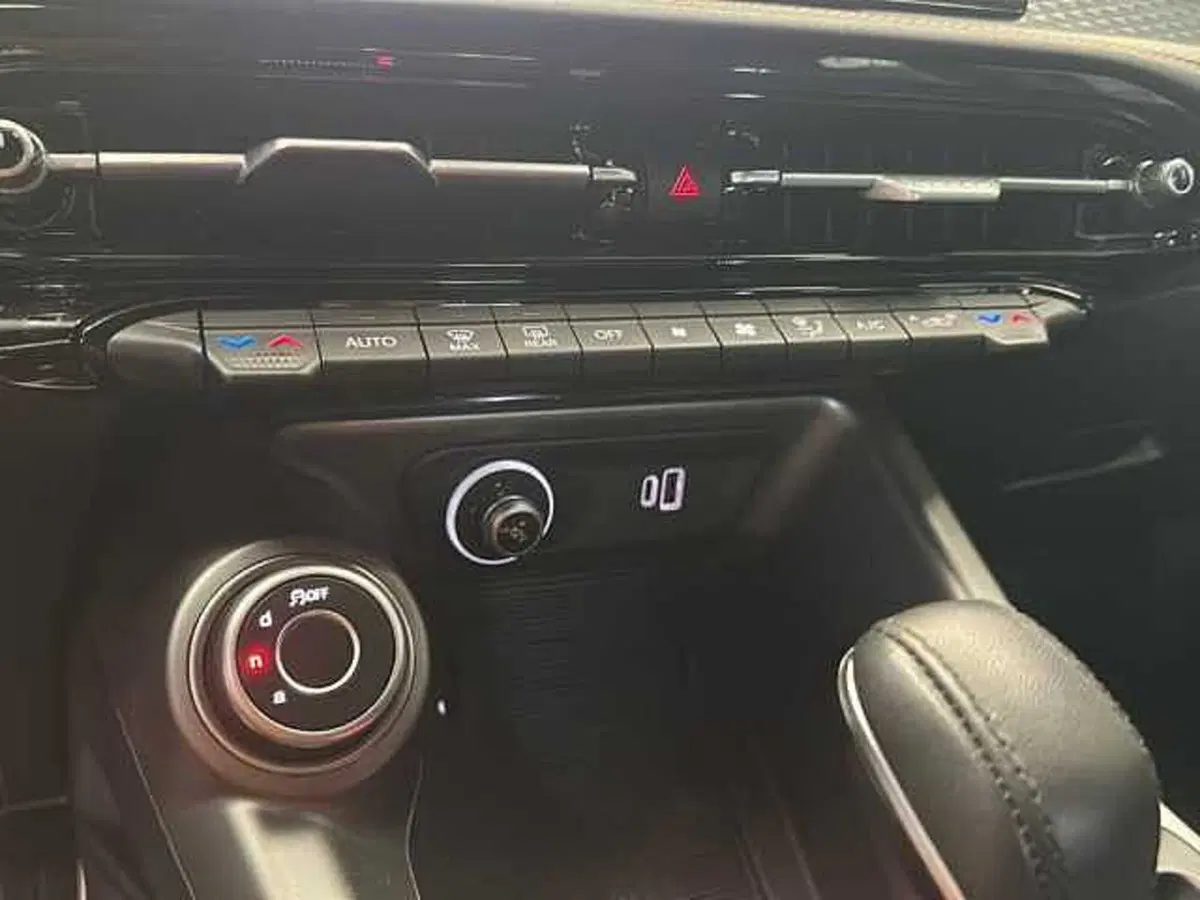 Alfa Romeo Tonale usata a Ravenna (17)