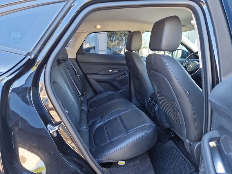 Jaguar E-Pace usata a Modena (15)