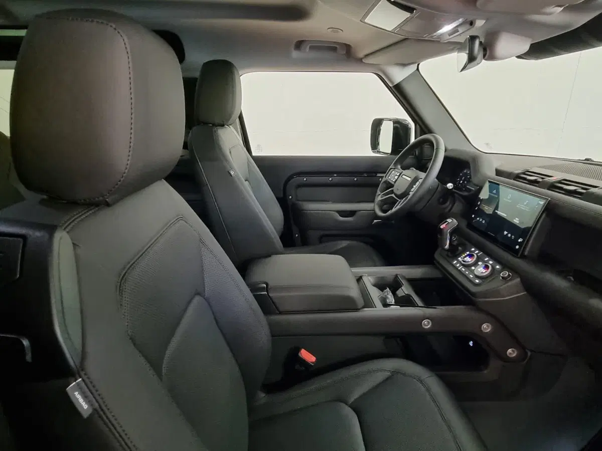 Land Rover Defender usata a Brescia (3)